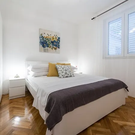 Apartmán Riverside *