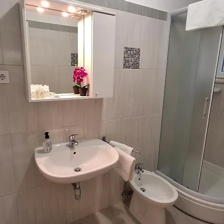 Riverside Apartman
